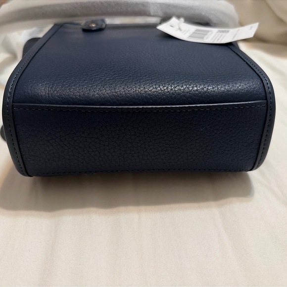 NWT Kate Spade Navy Blue Disney Lady and the Tramp Mini Handbag - Picture 6 of 7